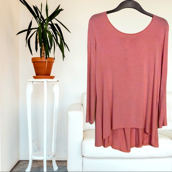 🍑Cute Swing Top🍑 - Picture 1 of 3